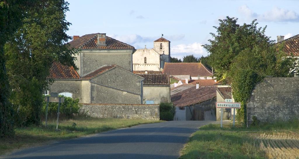 Le Petit Souhait & Le Verger Gourvillette Экстерьер фото